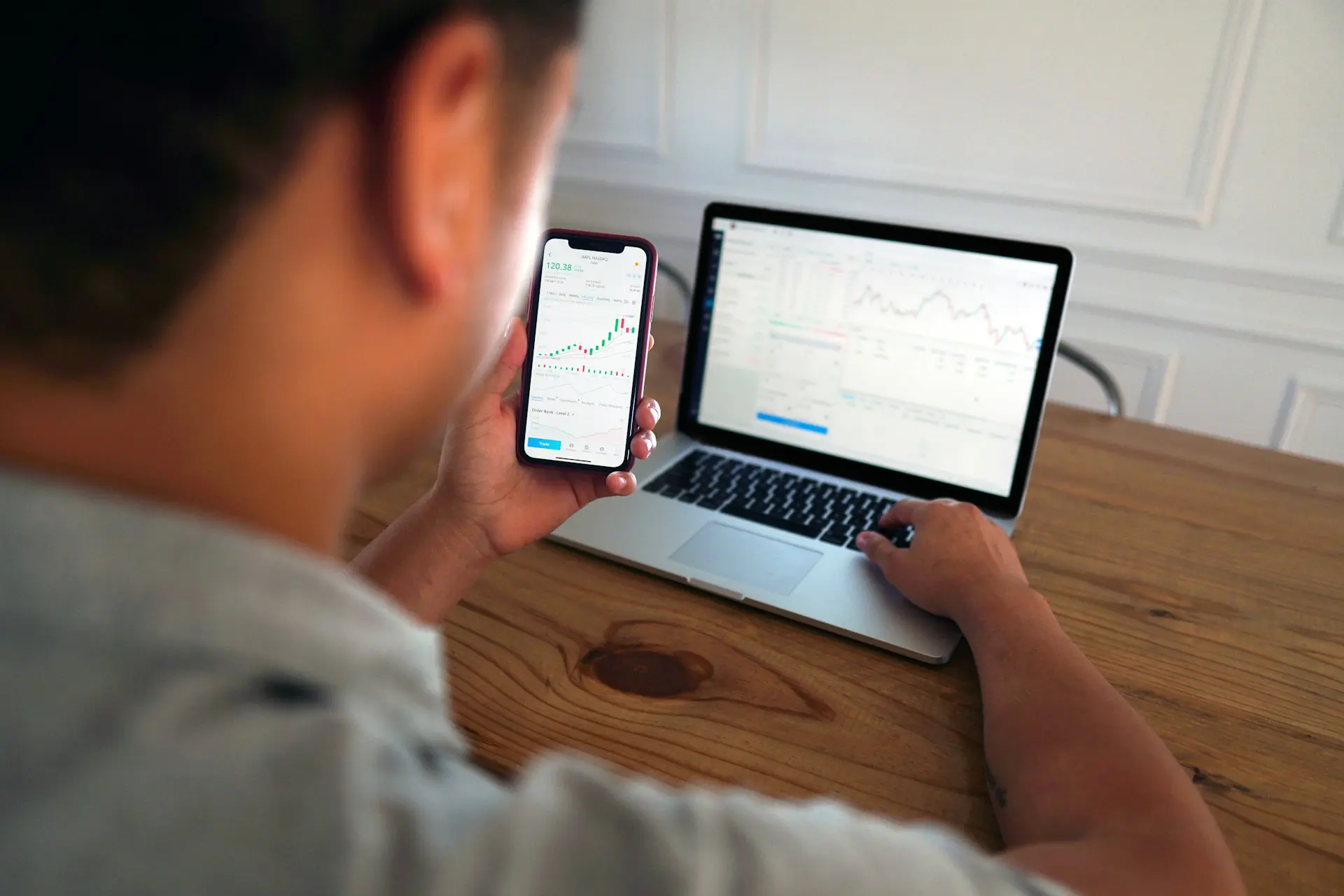 When to Choose Asset Finance Over a Traditional Business Loan